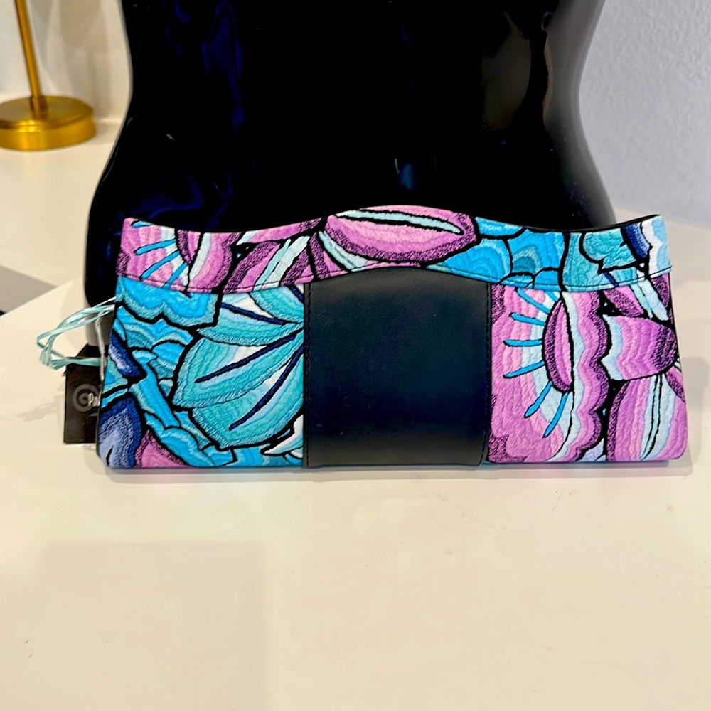 COPY - Pineda Covalin Clutch